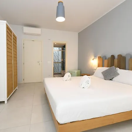 Carolina Valerio Catullo Guest house Sirmione